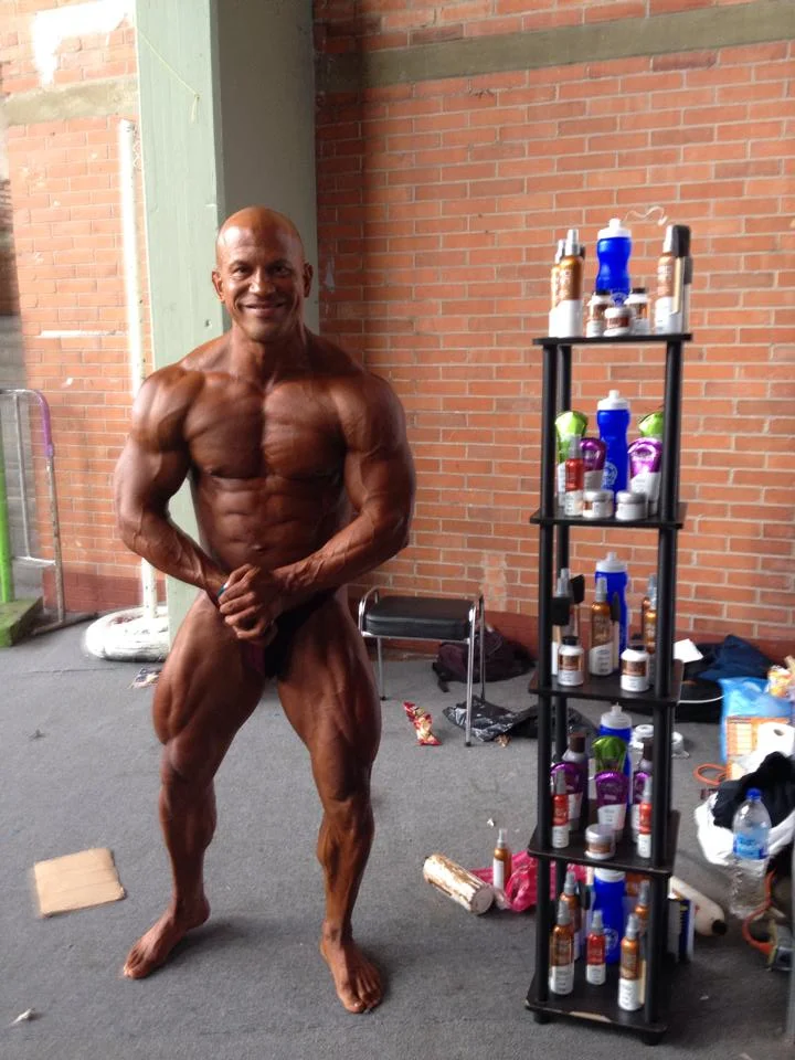 No te quedes con los brazos cruzados, ENTRENA